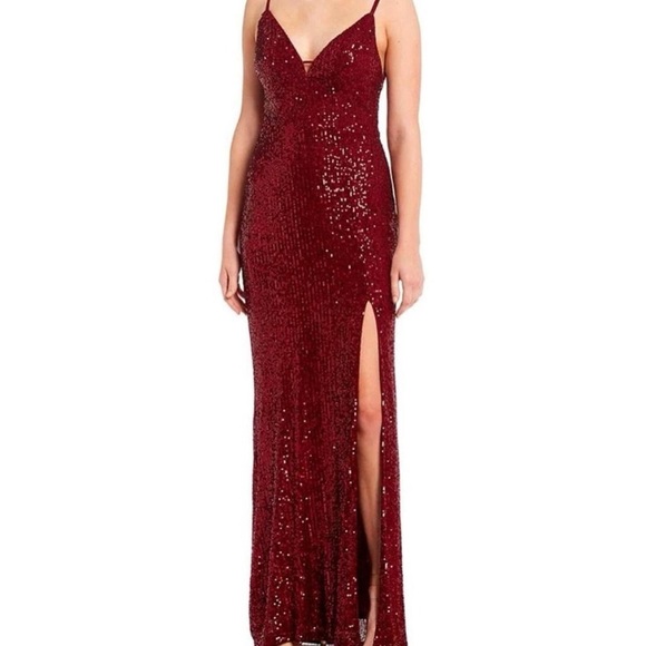 ✨ NWT B. Smart Burgundy Sequin Formal Gown – Junior’s Size 9/10 ✨ - Picture 1 of 10